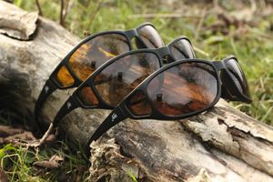 В продаже солнцезащитные очки с поляризацией фирмы Fortis.