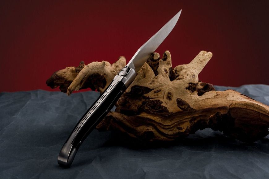 Нож со складным лезвием Laguiole essential 12см, ручной работы, рог буйвола L12FPPCN