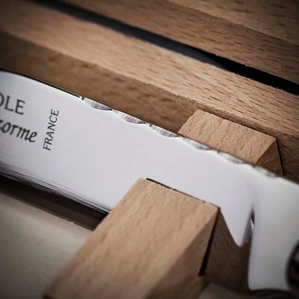 Laguiole Сервисный набор нож+вилка ручка экзотическое дерево 2.60.032.50