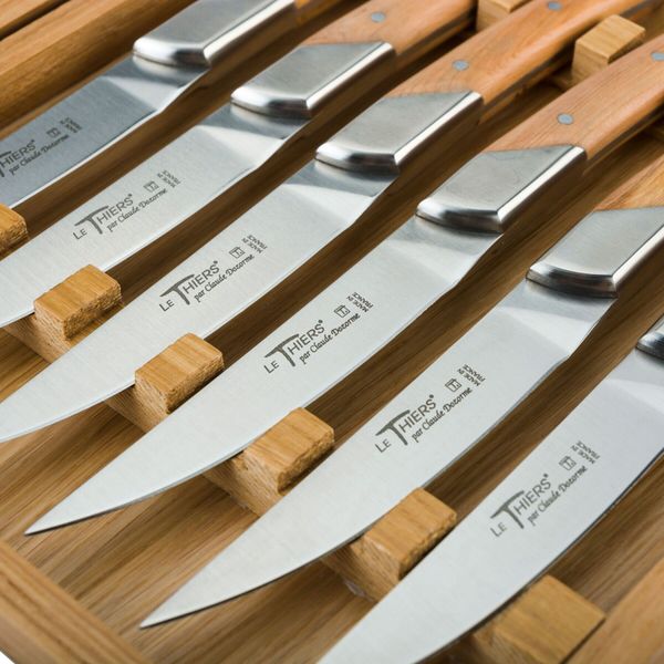 Набір з 6 ножів Thiers з матовим лезом та з ручкою з ялівця 2.90.001.47М