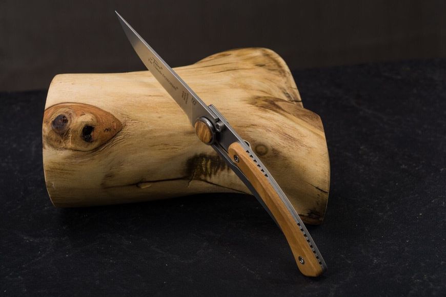 Thiers liner середній розмір, кишеньковий ніж, ручка з оливкового дерева 1.90.142.89