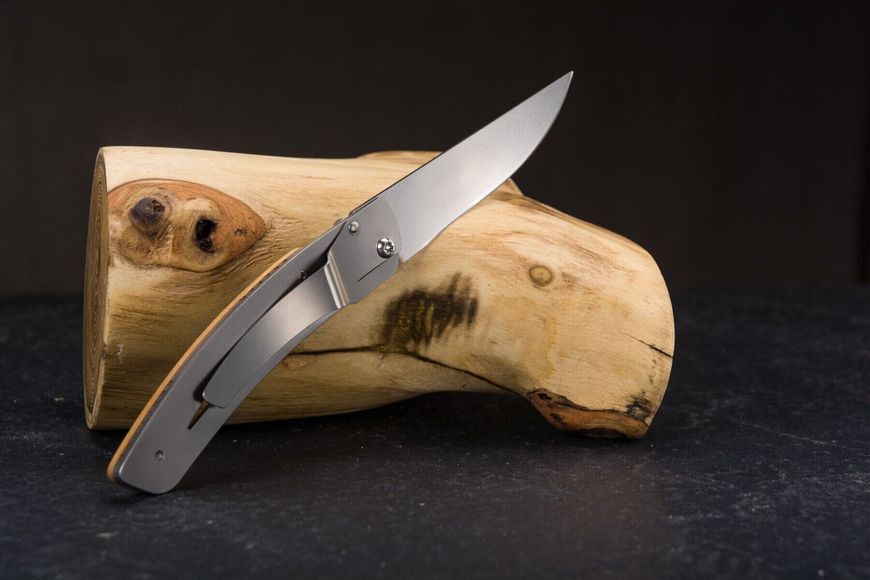 Thiers liner середній розмір, кишеньковий ніж, ручка з оливкового дерева 1.90.142.89