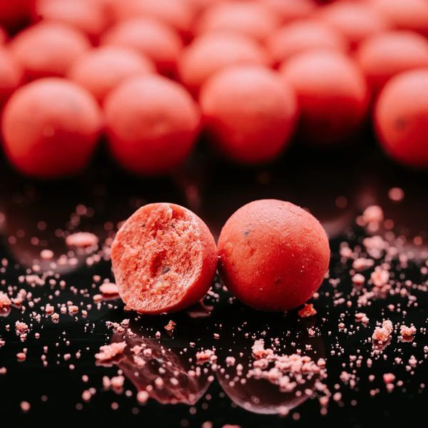 Бойли варені Robin Strawberry-Sour Pear 20мм 1кг 28352