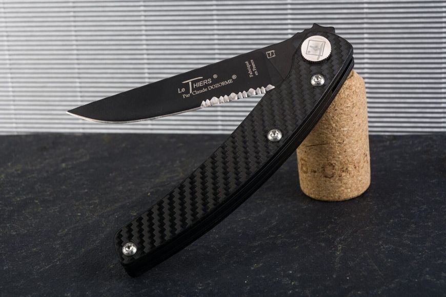 Thiers Design карманный нож с черным лезвием и карбоновой ручкой 1.90.171.03N